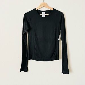 NWT Old Navy MEDIUM Fluid Seamless black long sleeve fitted top